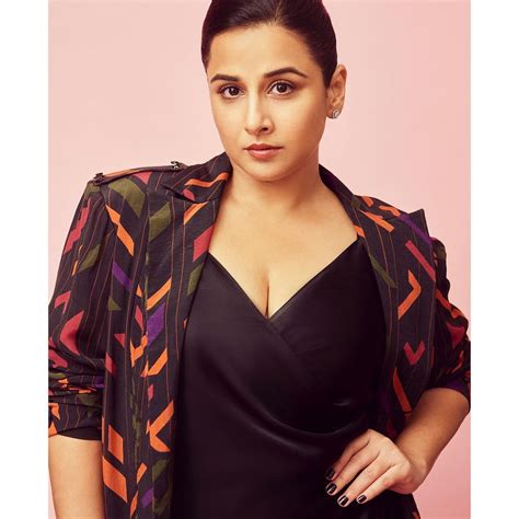 vidya balan hot sexy|Vidya Balan Oozes Oomph In Black Slit Dress, Check Out Her